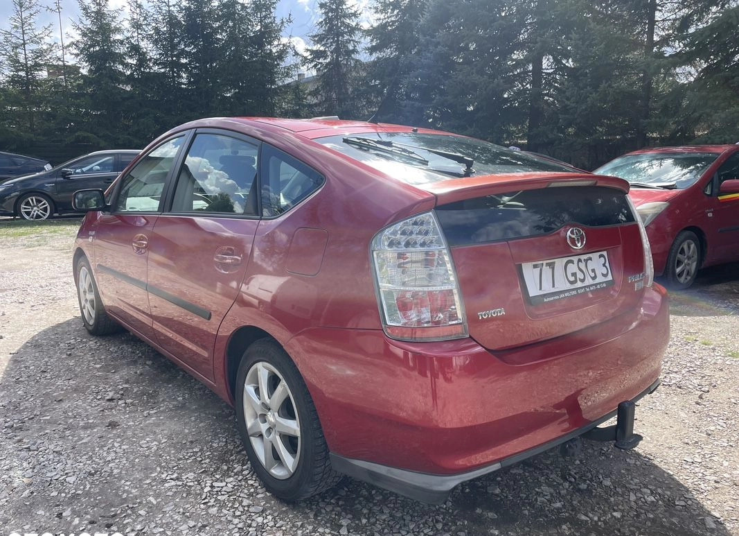 Toyota Prius cena 24500 przebieg: 205000, rok produkcji 2008 z Zielonka małe 232